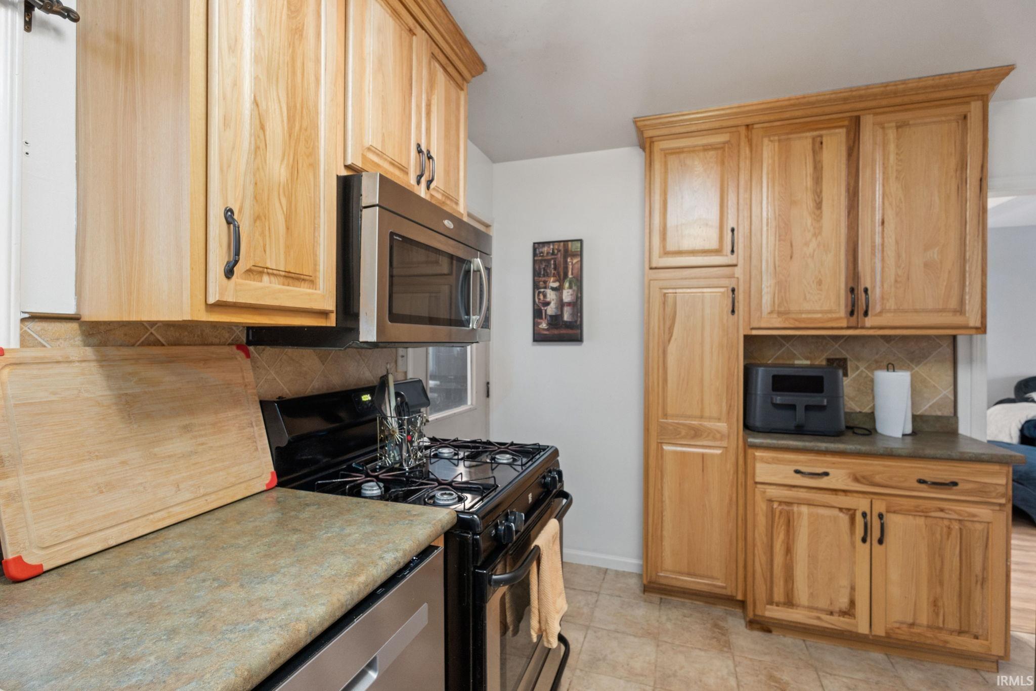 4909 Craig Road South Bend, IN 46614 - Photo 7 of 28 Gallery Image 7