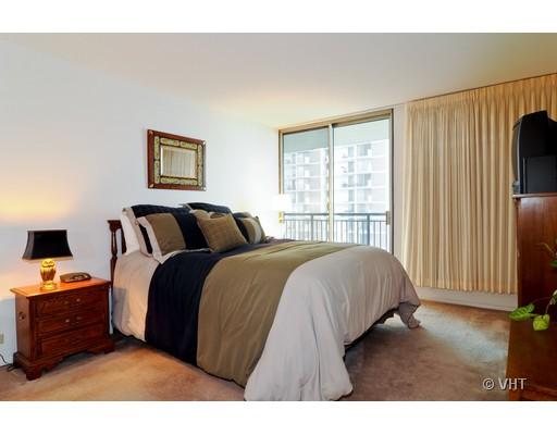 6007 North Sheridan Road, Unit 19D Chicago, IL 60660 - Photo 6 of 9