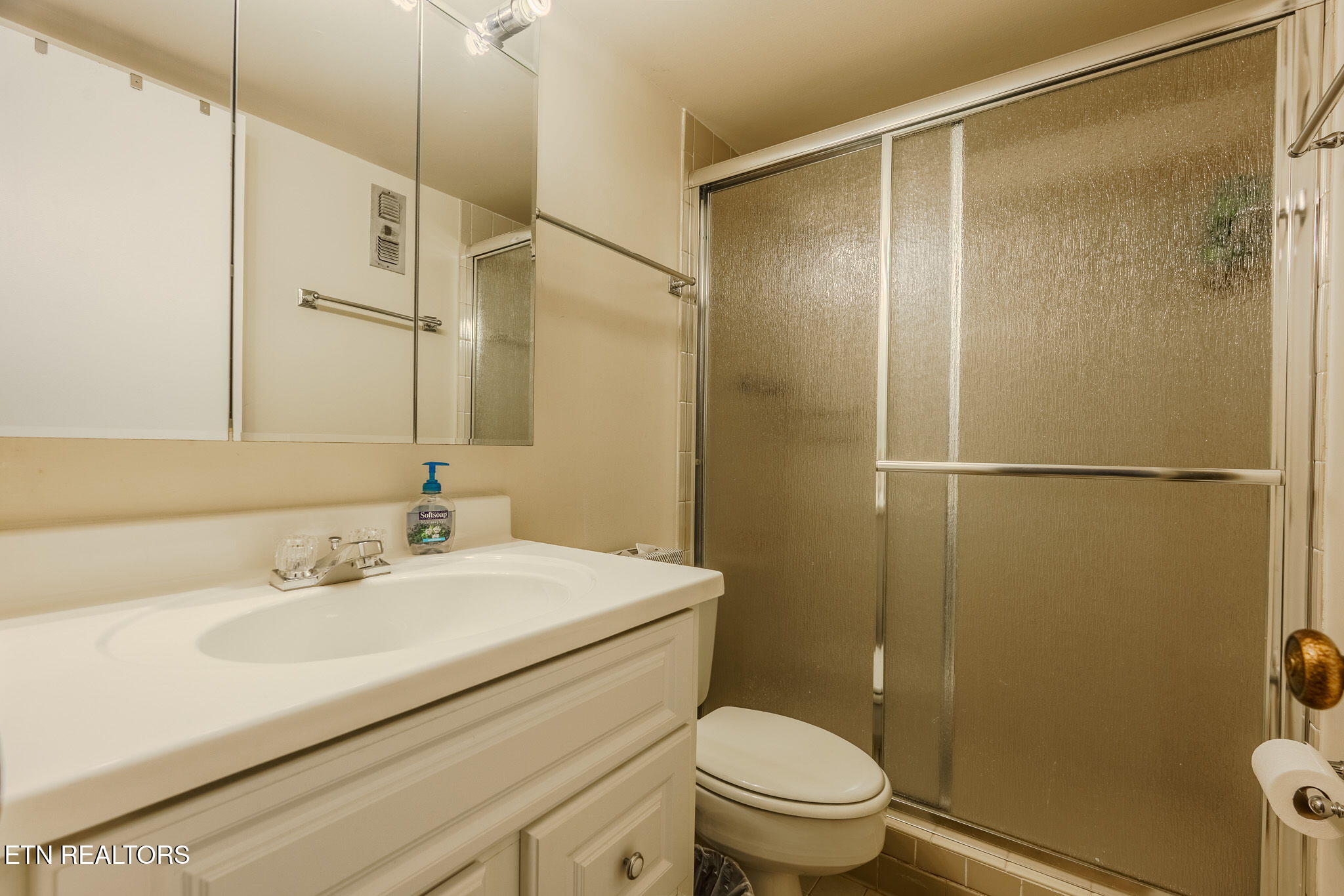 260 Roaring Fork Road, Unit 106 Gatlinburg, TN 37738 - Photo 17 of 21 17