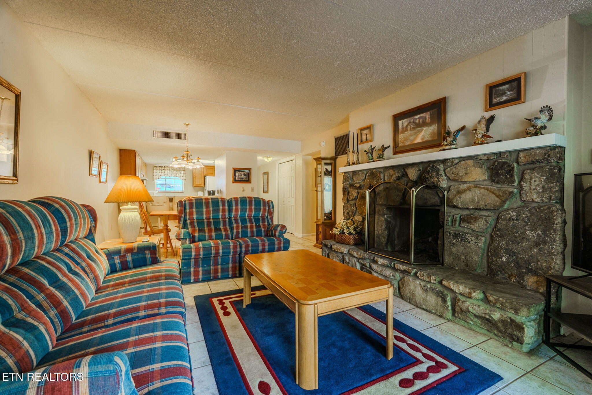 260 Roaring Fork Road, Unit 106 Gatlinburg, TN 37738 - Photo 4 of 21 4