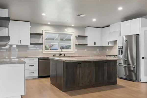 $1,349,000 | 811 Southwick Way, Sacramento, CA 95864