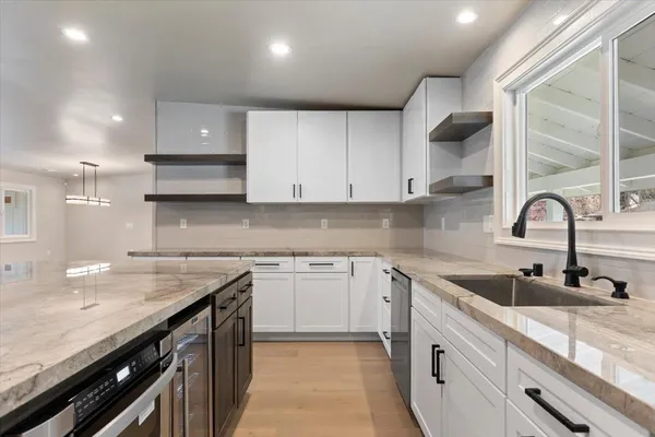 $1,349,000 | 811 Southwick Way, Sacramento, CA 95864