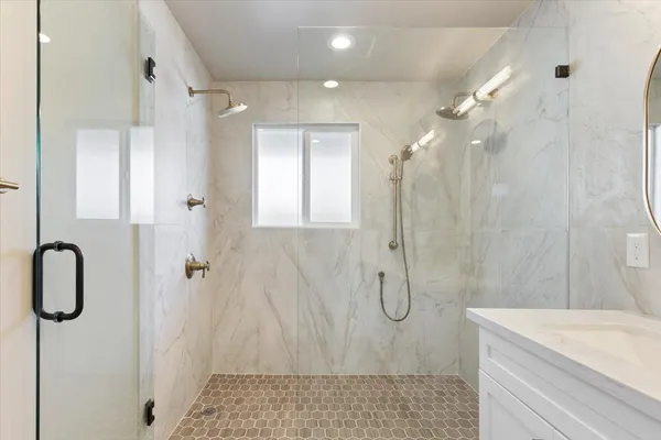 $1,349,000 | 811 Southwick Way, Sacramento, CA 95864