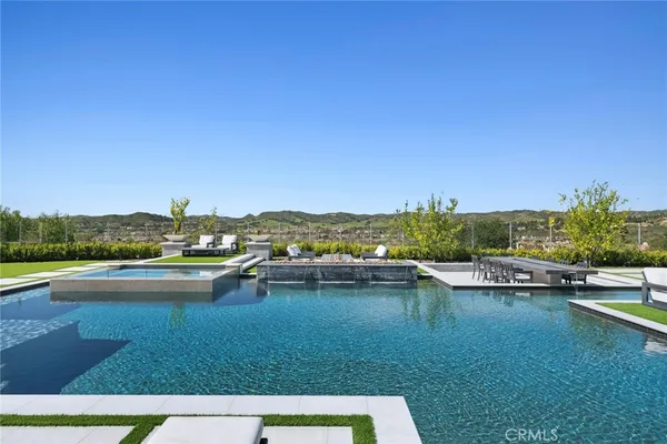 $11,500,000 | 11 Thurston Drive, Coto de Caza, CA 92679