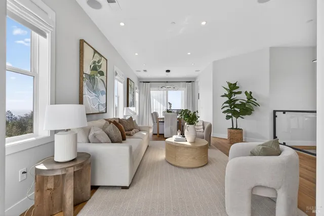 $1,815,000 | 2116 Wedgewood Way, Santa Rosa, CA 95404