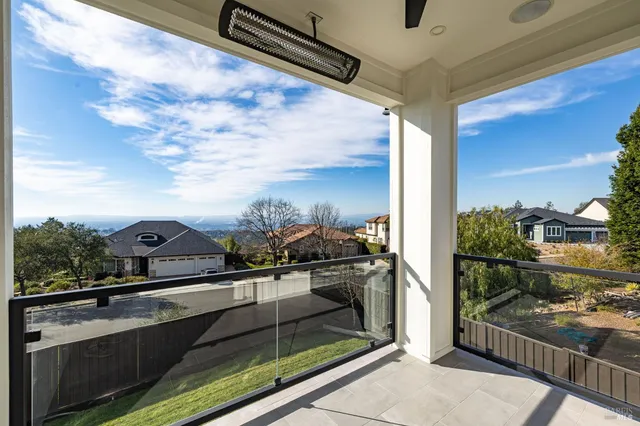 $1,815,000 | 2116 Wedgewood Way, Santa Rosa, CA 95404