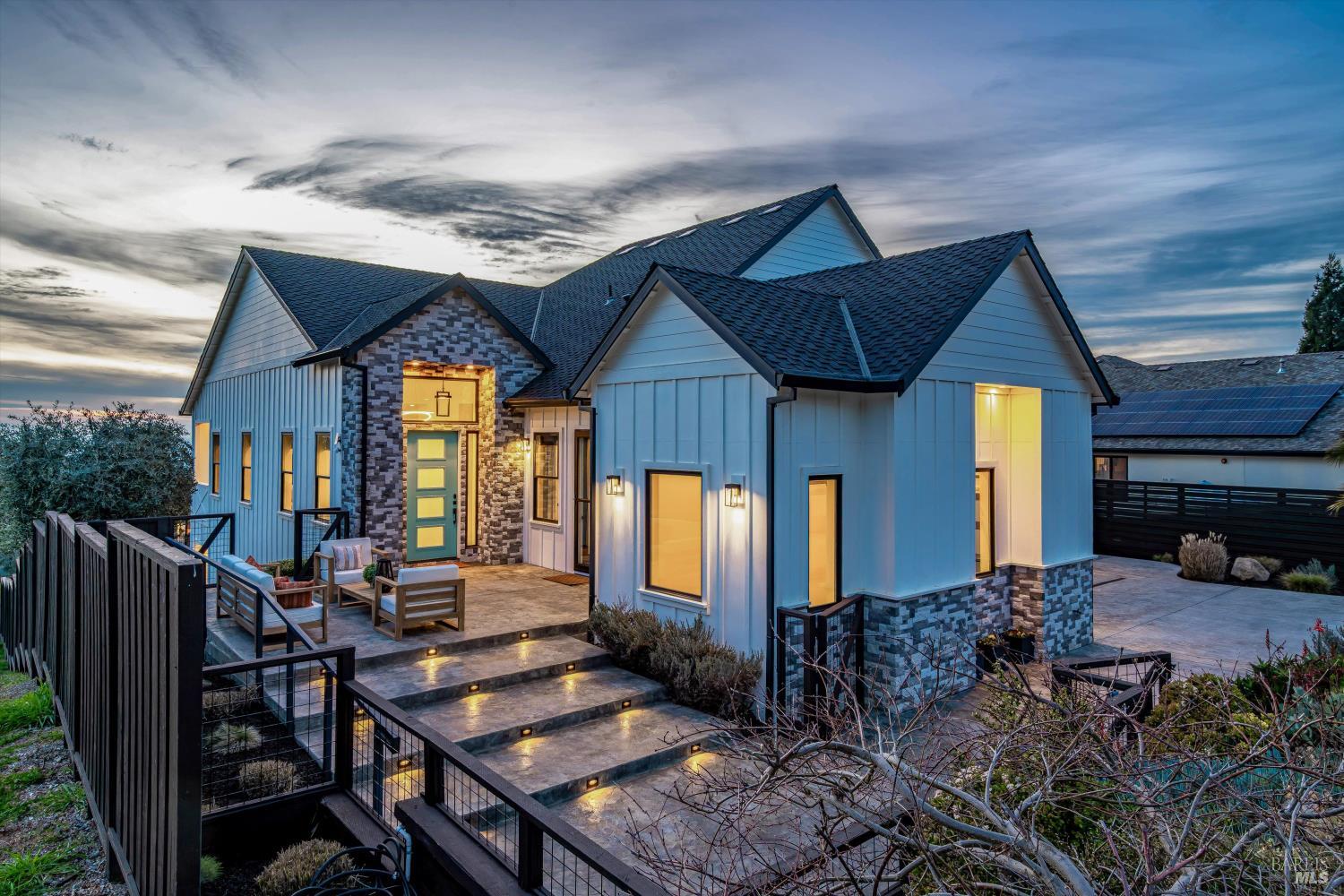 2116 Wedgewood Way Santa Rosa, CA 95404 - Photo 2 of 59