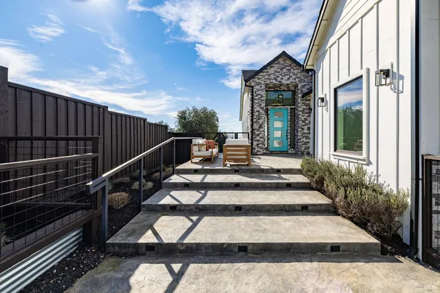 $1,815,000 | 2116 Wedgewood Way, Santa Rosa, CA 95404