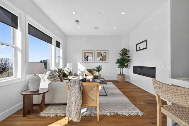 $1,815,000 | 2116 Wedgewood Way, Santa Rosa, CA 95404