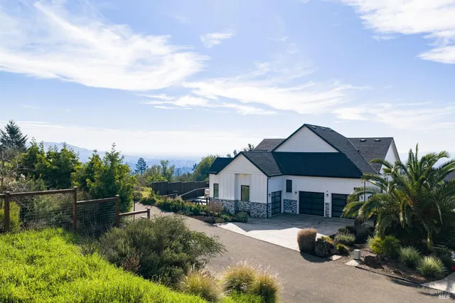 $1,815,000 | 2116 Wedgewood Way, Santa Rosa, CA 95404