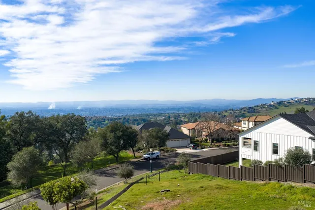 $1,815,000 | 2116 Wedgewood Way, Santa Rosa, CA 95404