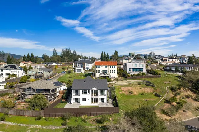 $1,815,000 | 2116 Wedgewood Way, Santa Rosa, CA 95404