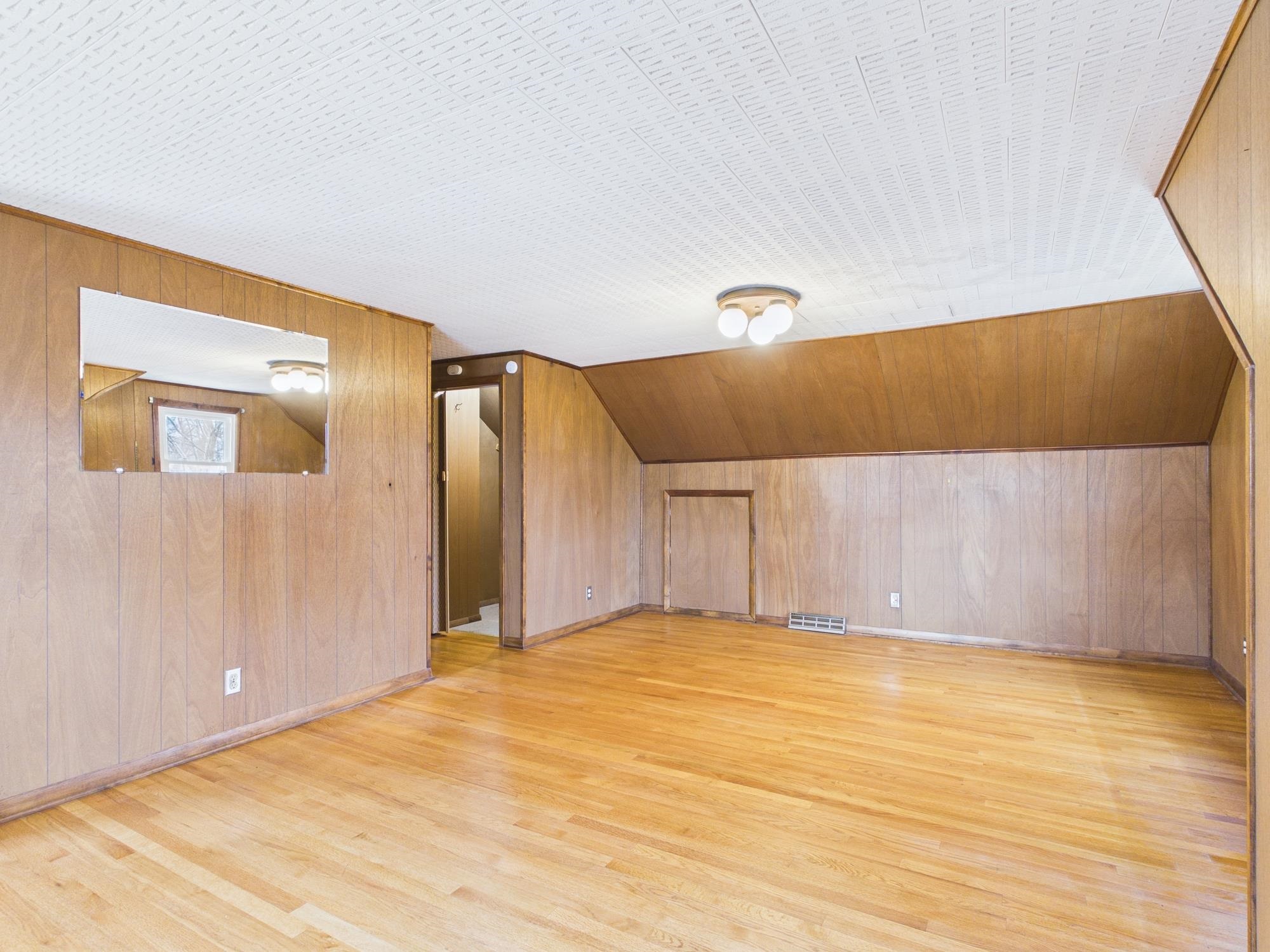 837 Harding Street Menasha, WI 54952 - Photo 15 of 21