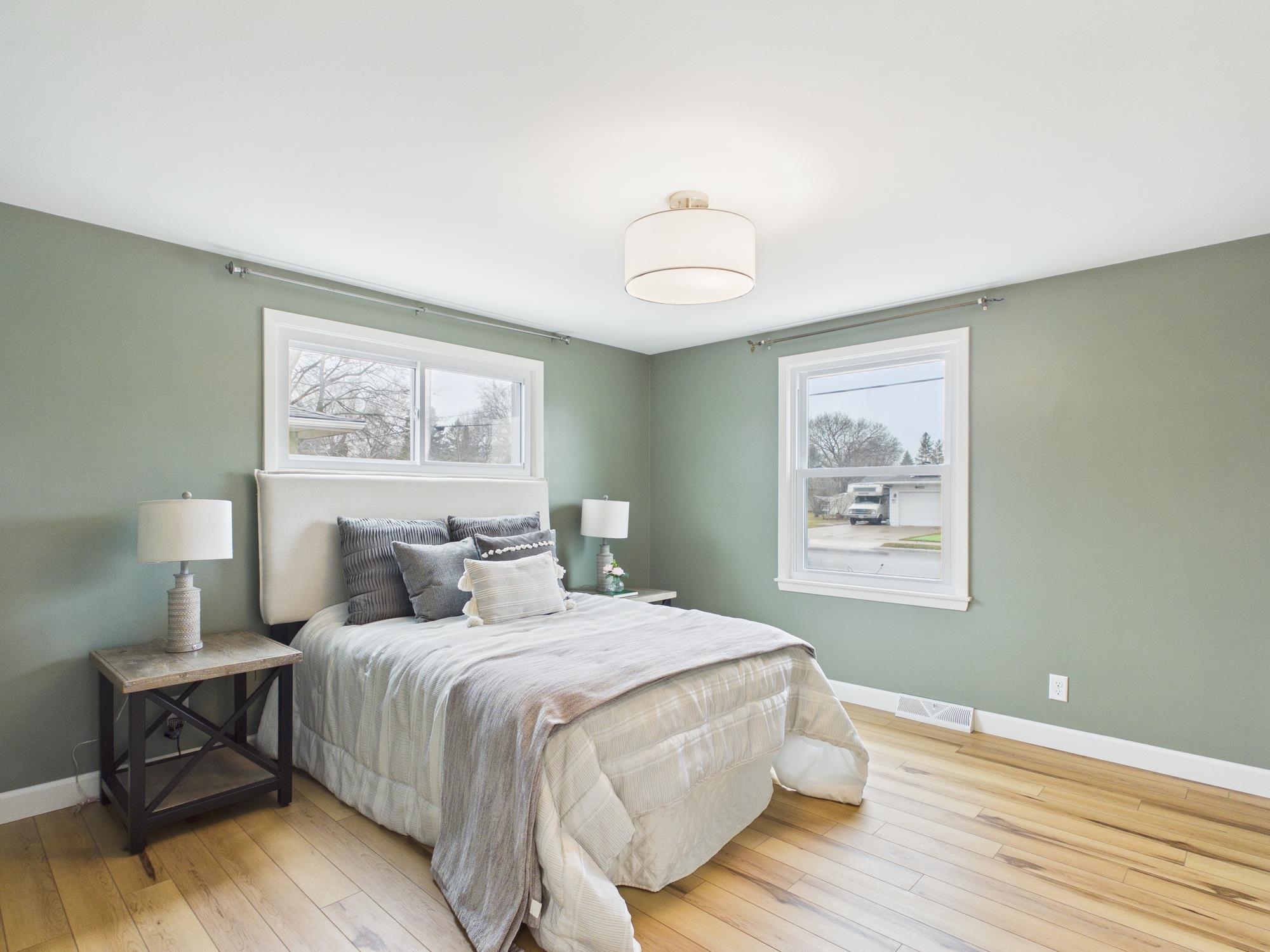 837 Harding Street Menasha, WI 54952 - Photo 8 of 21