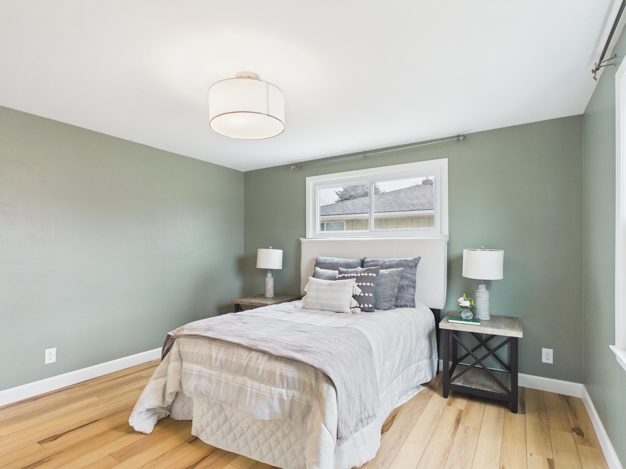 837 Harding Street Menasha, WI 54952 - Photo 9 of 21