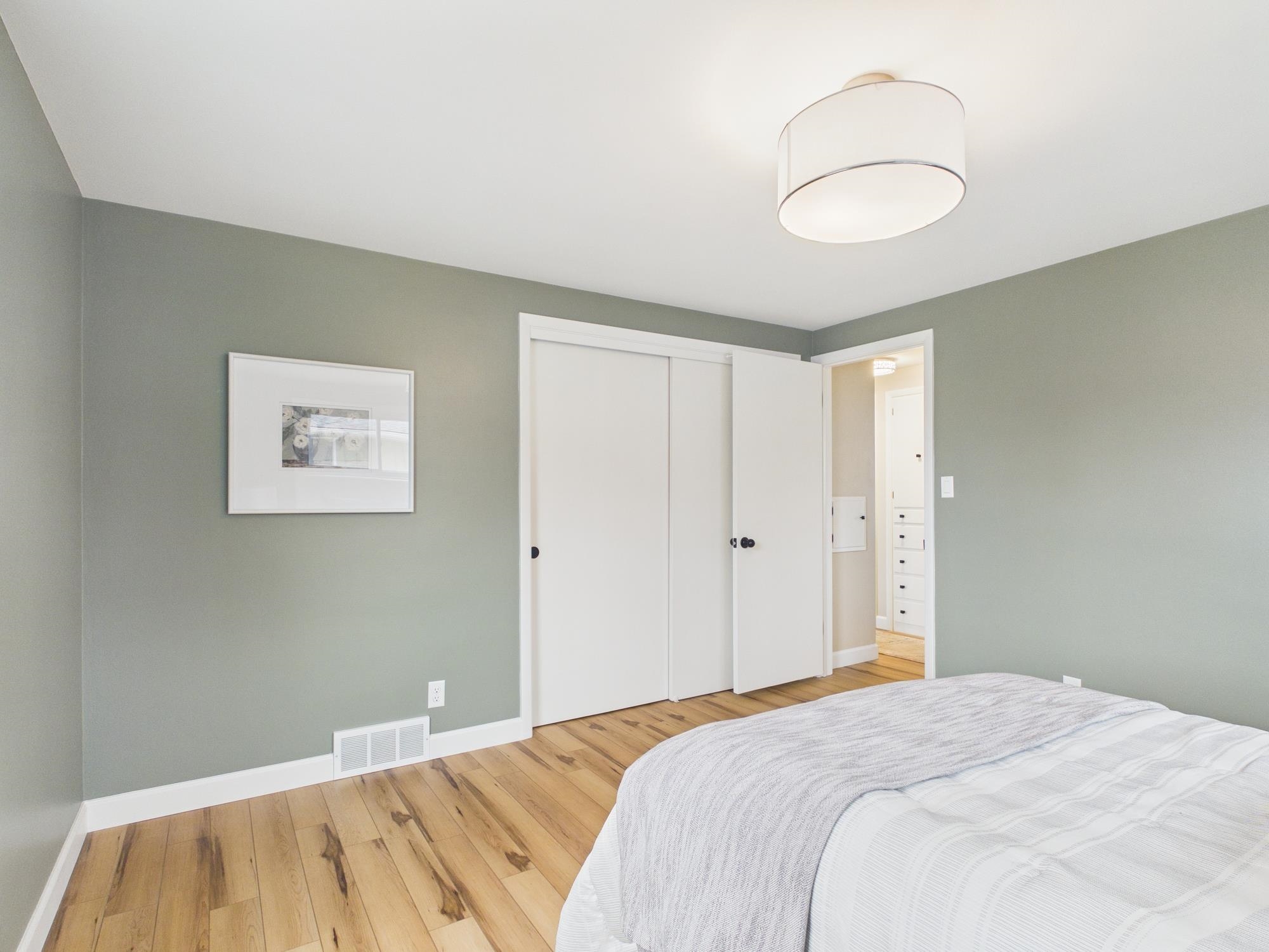 837 Harding Street Menasha, WI 54952 - Photo 10 of 21