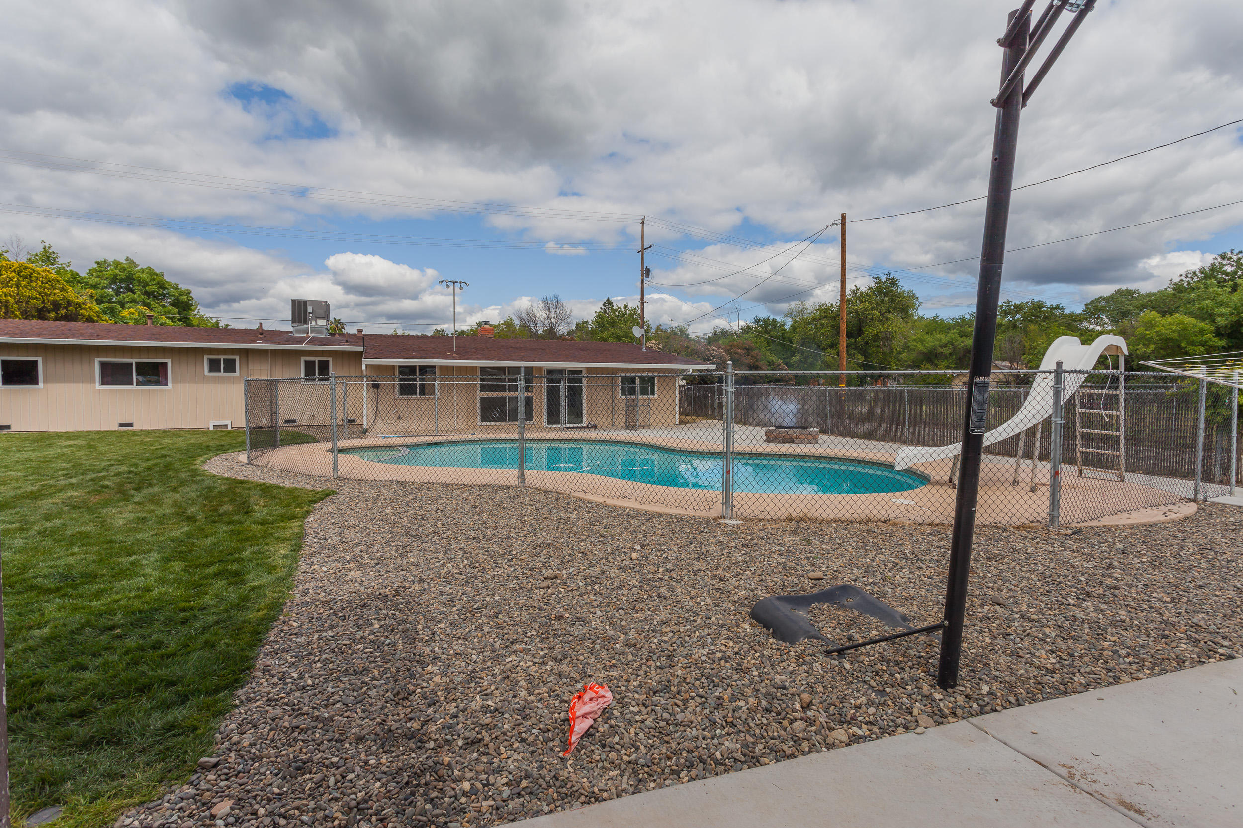 2815 Girvan Road Redding, CA 96001 - Photo 31 of 36 _MG_2572-MLS