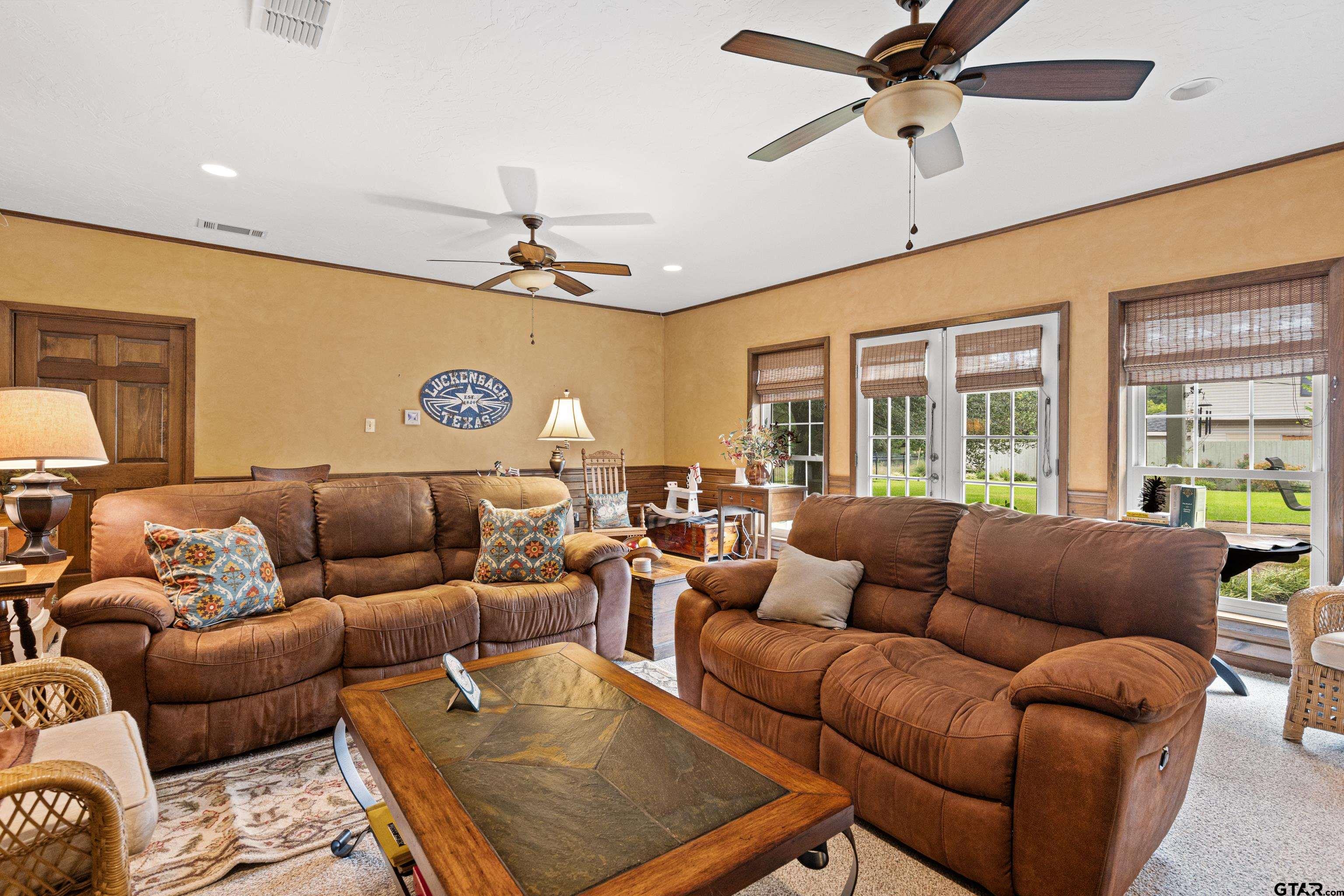 1610 Pinecrest Street Gilmer, TX 75644 - Photo 24 of 40