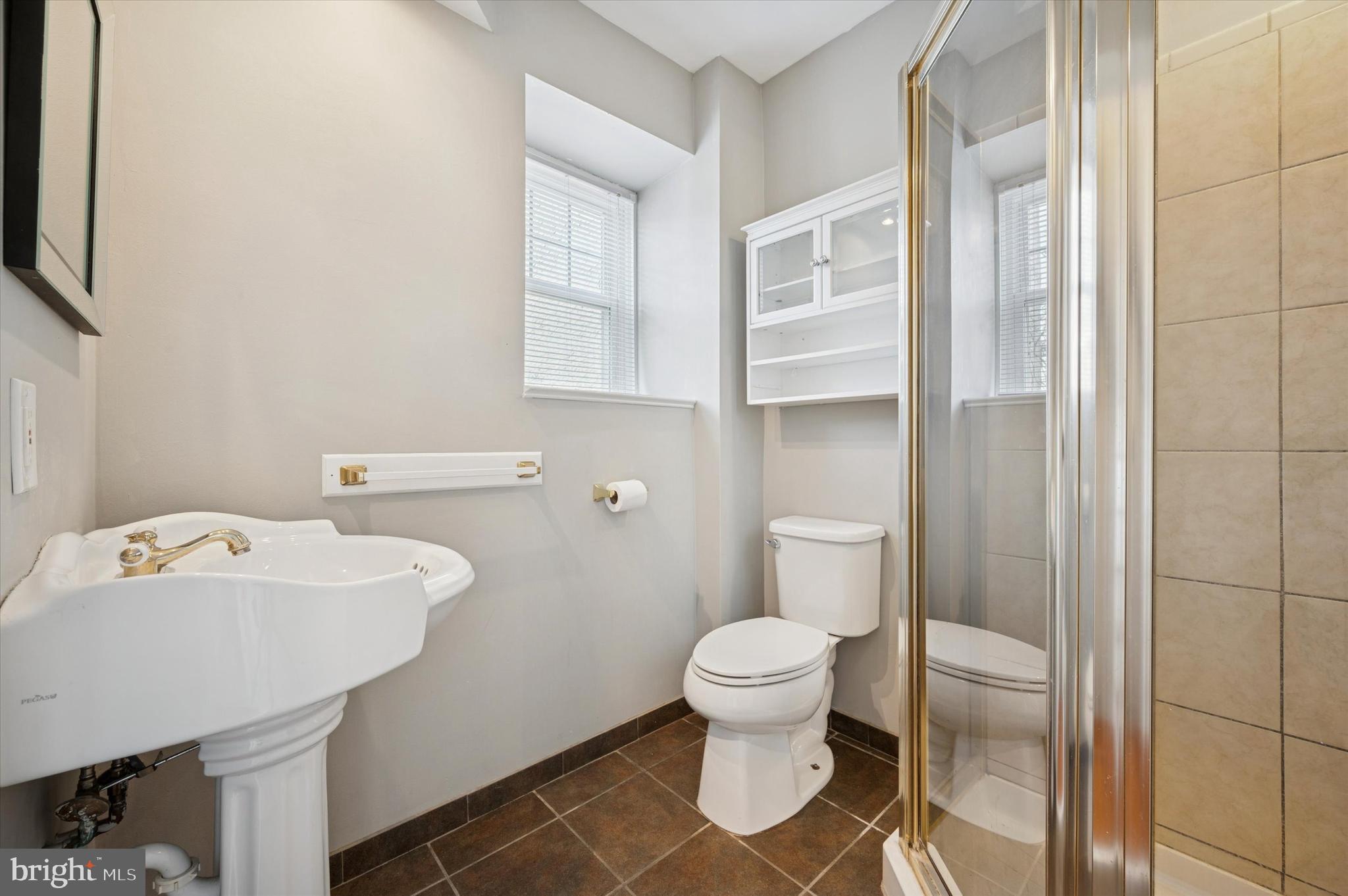 191 Maiden Street Philadelphia, PA 19127 - Photo 10 of 15