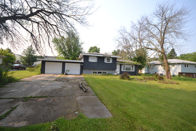 2031 Sheffer Road Aurora, IL 60502 - Photo 4 of 4