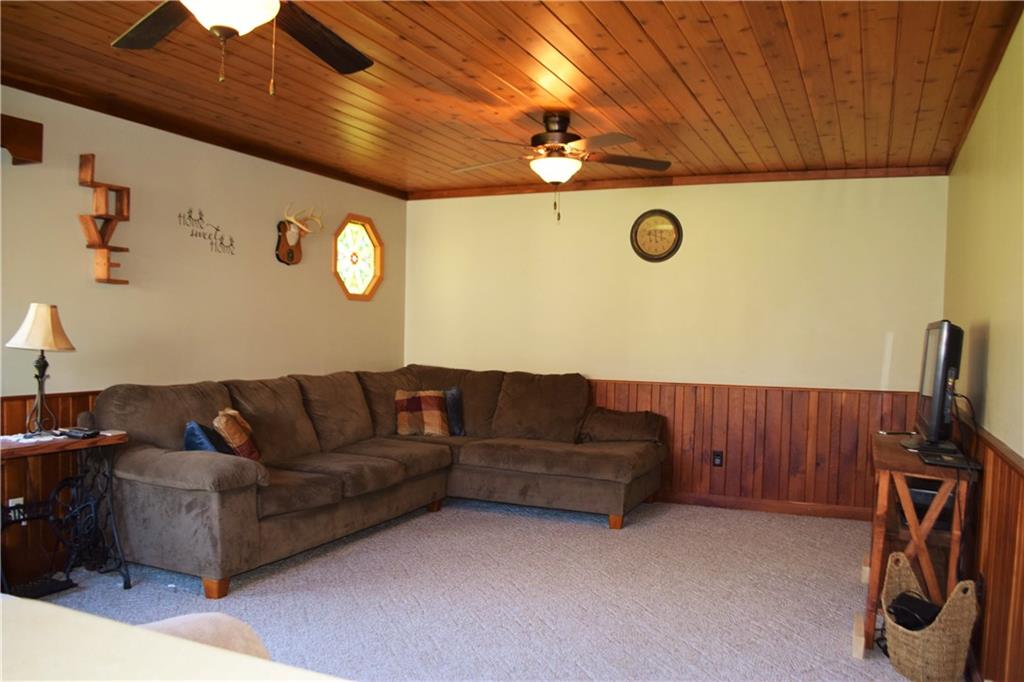 1741 Eastbrook Road New Castle, PA 16101 - Photo 8 of 15