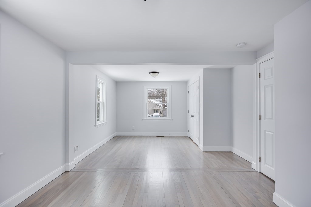 5 Barbara Road Danvers, MA 01923 - Photo 15 of 31 Gallery Image 15