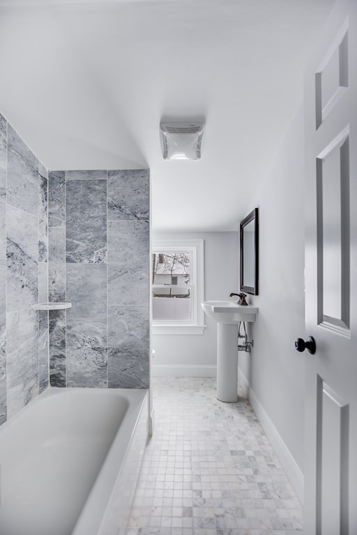 5 Barbara Road Danvers, MA 01923 - Photo 17 of 31 Gallery Image 17