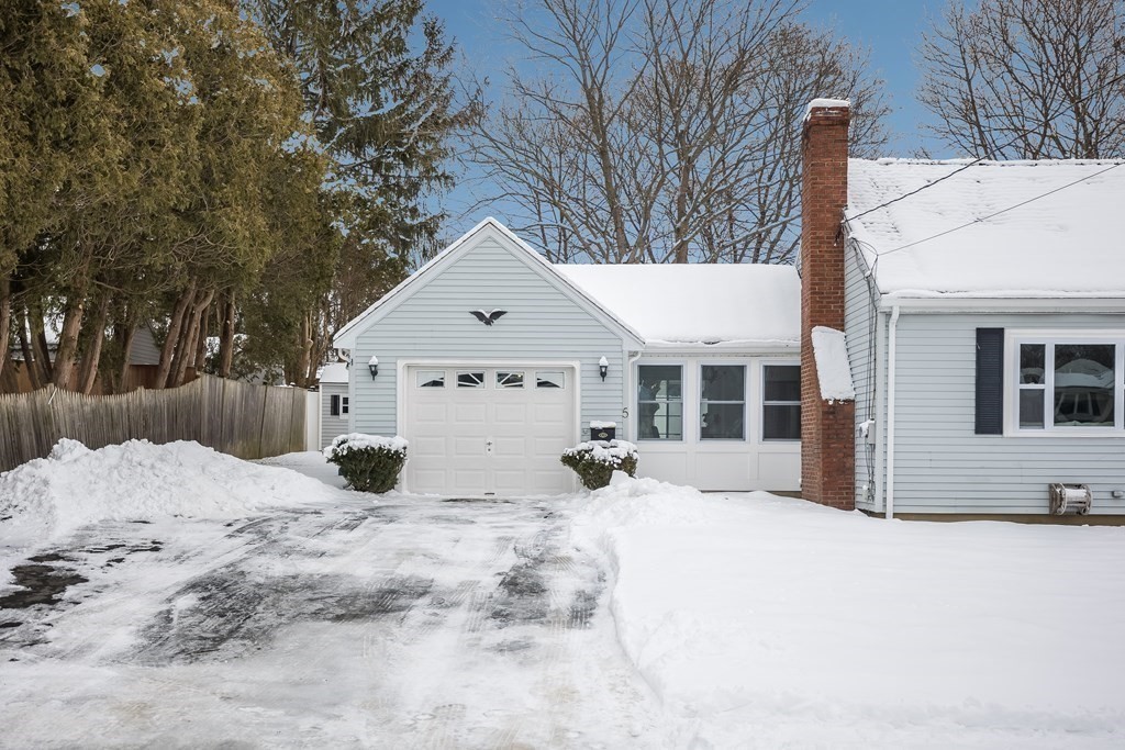 5 Barbara Road Danvers, MA 01923 - Photo 28 of 31 Gallery Image 28