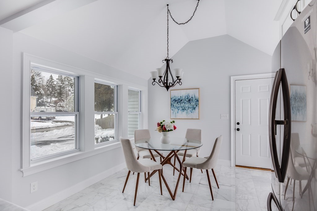 5 Barbara Road Danvers, MA 01923 - Photo 9 of 31 Gallery Image 9