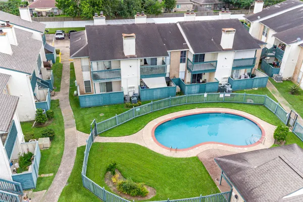 $98,500 | 250 El Dorado Boulevard, Unit 283, Webster, TX 77598