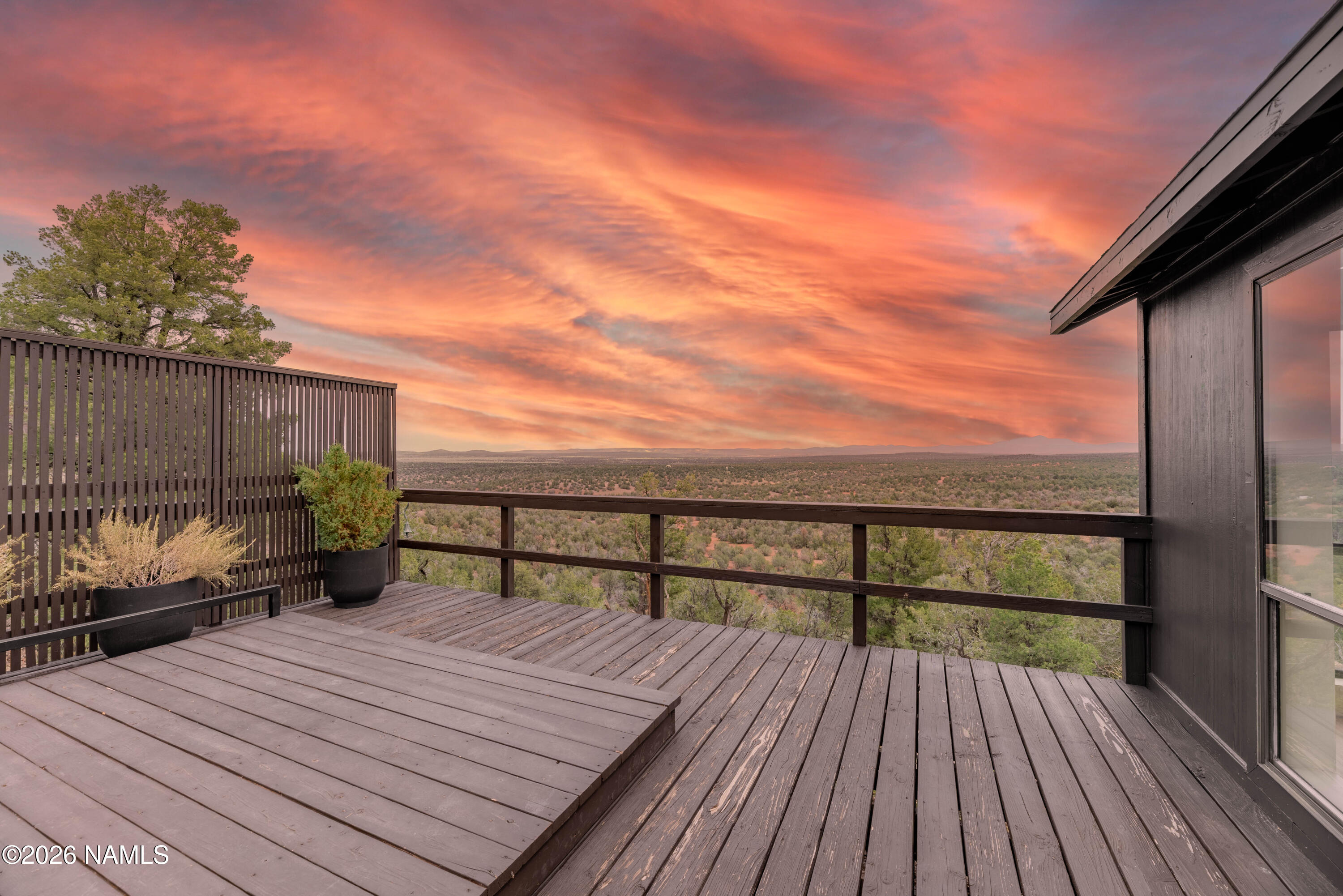 8200 West Rolling Ridge Road Ash Fork, AZ 86320 - Photo 2 of 18 8200_Rolling_Ridge_Sunset-2