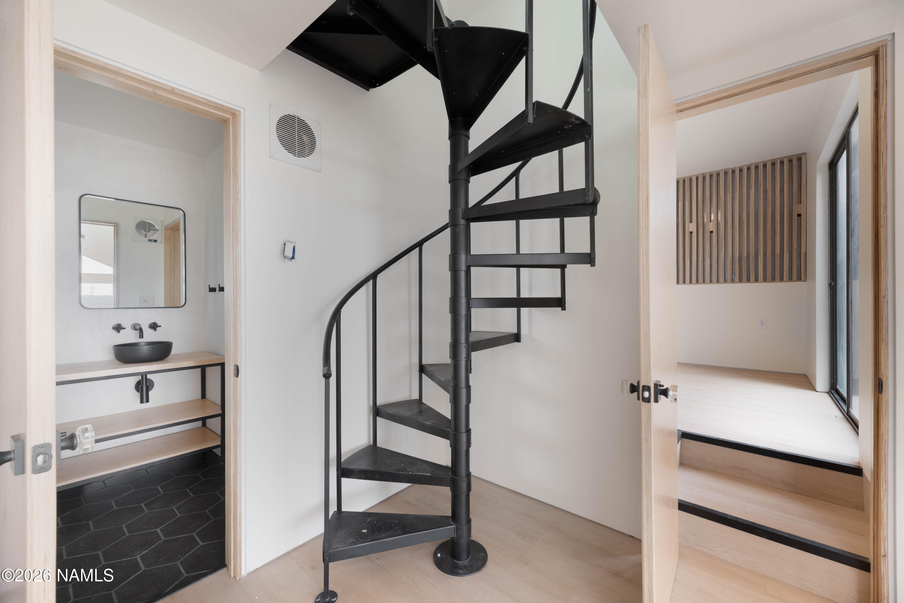 8200 West Rolling Ridge Road Ash Fork, AZ 86320 - Photo 7 of 18 8200_Rolling_Ridge-9