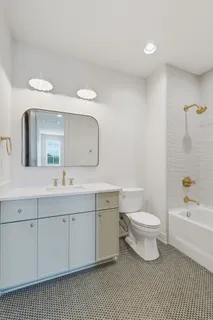 $2,999,992 | 105 Keyway Drive, Nashville, TN 37205