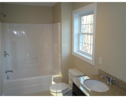 6 Nash Road Windham, ME 04062 - Photo 14 of 17 Bathroom.