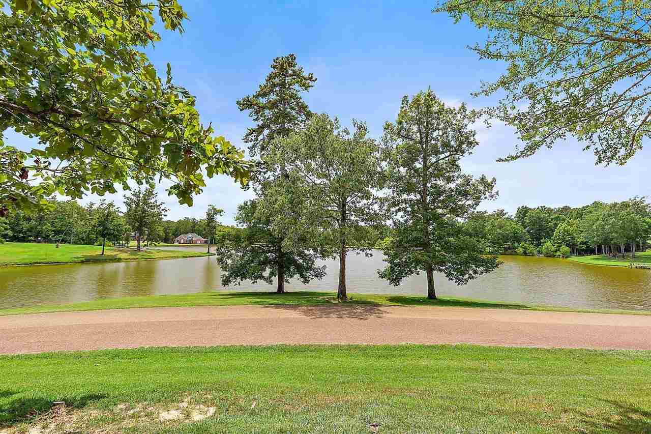 2 Lakeview Drive Raymond, MS 39154 - Photo 2 of 38 Photo 2