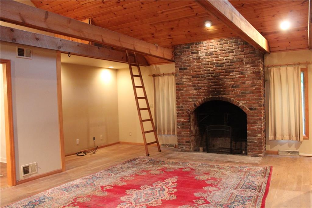3803 Shepard Road Gibsonia, PA 15044 - Photo 5 of 25 Gallery Image 5