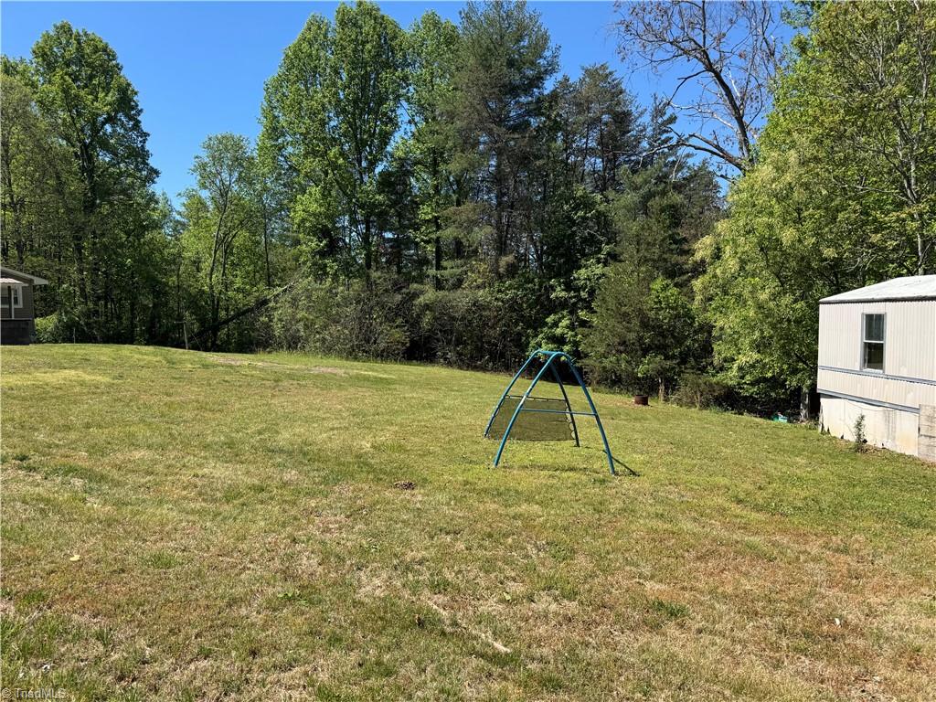 1460 Byrd Ridge Road North Wilkesboro, NC 28659 - Photo 4 of 26