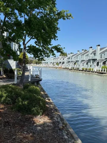 a view of a lake with houses