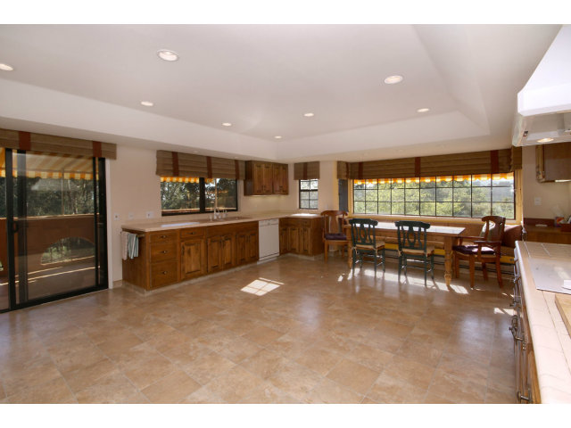 400 Caudill Road Watsonville, CA 95076 - Photo 5 of 25 Gallery Image 5