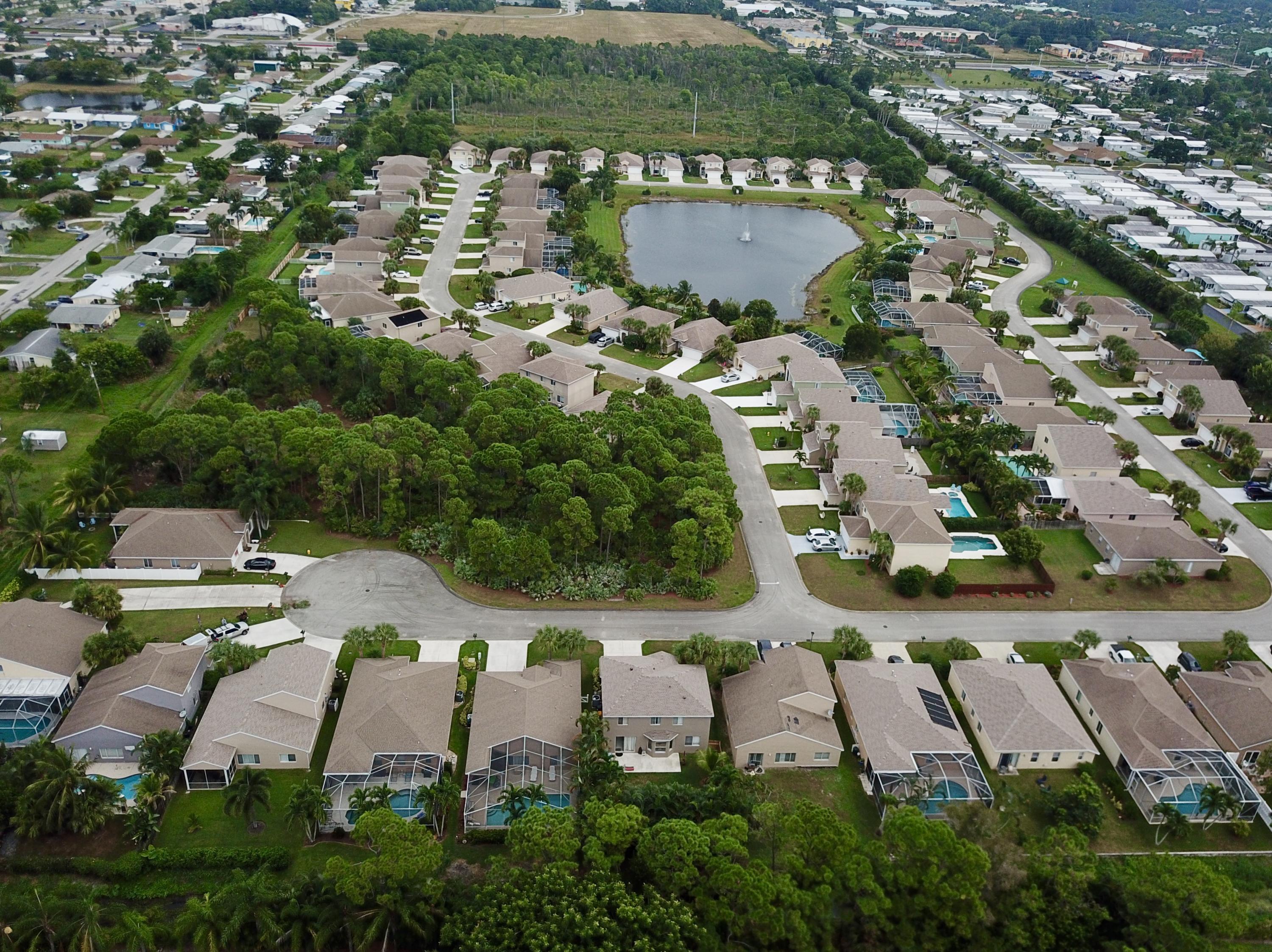 2456 Southeast Springtree Place Stuart, FL 34997 - Photo 14 of 28 Springtree Community