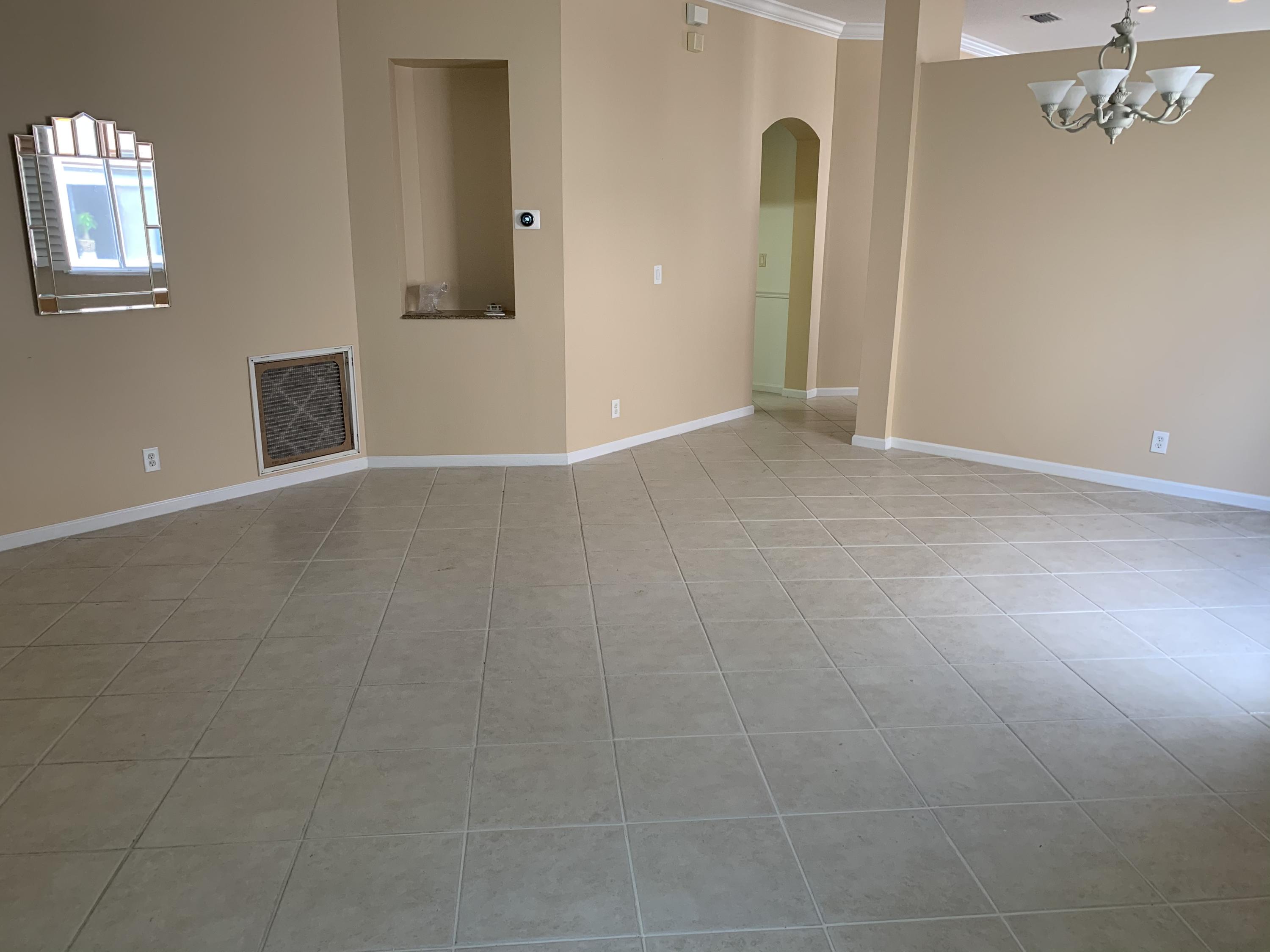 2456 Southeast Springtree Place Stuart, FL 34997 - Photo 7 of 28 Living Room