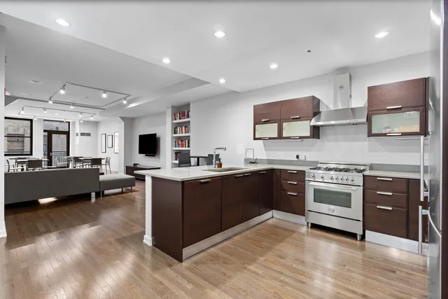 $3,000 | 6 North Michigan Avenue, Unit 1406, Chicago, IL 60602