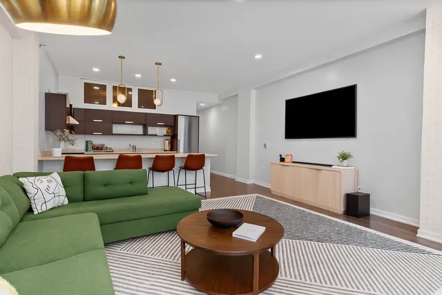 $3,000 | 6 North Michigan Avenue, Unit 1406, Chicago, IL 60602