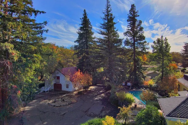 a view of a sign board