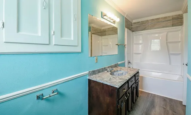 $1,500 | 11122 Sunturf Lane, Houston, TX 77044