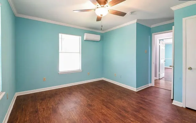 $1,500 | 11122 Sunturf Lane, Houston, TX 77044