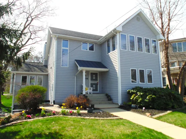 $849,900 | 8508 Pine Avenue, Gary, IN 46403