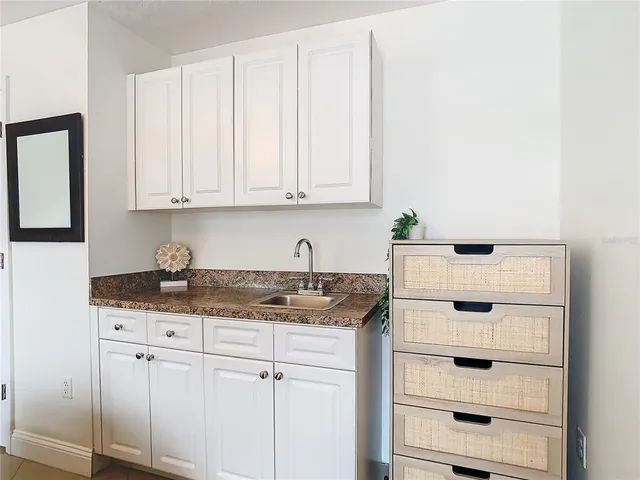 $3,750 | 2907 West Arch Street, Tampa, FL 33607