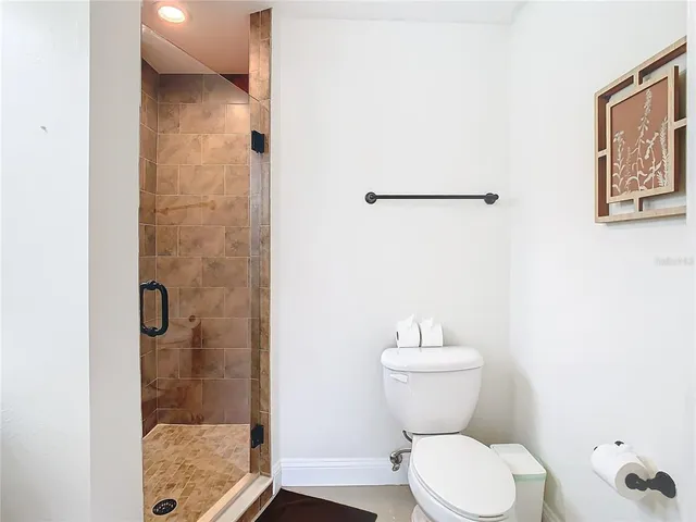 $3,750 | 2907 West Arch Street, Tampa, FL 33607