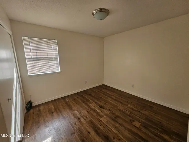 $1,700 | 2190 Baywood Drive, Biloxi, MS 39532